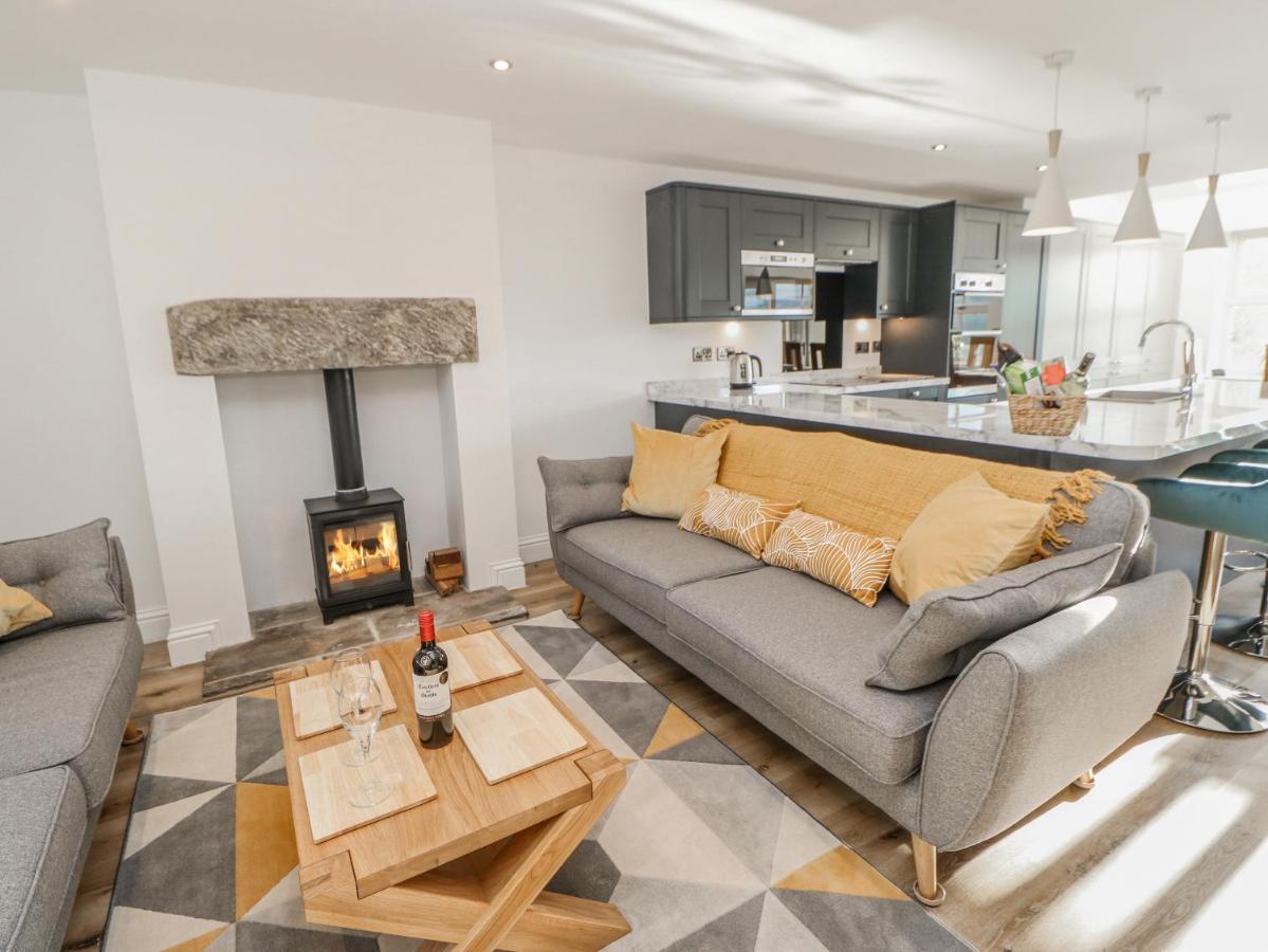 Bramblewood Cottage Мидлтон-ин-Тисдейл Экстерьер фото